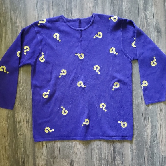 (SOLD) (5/$10) Long sleeve - Picture 2 of 3